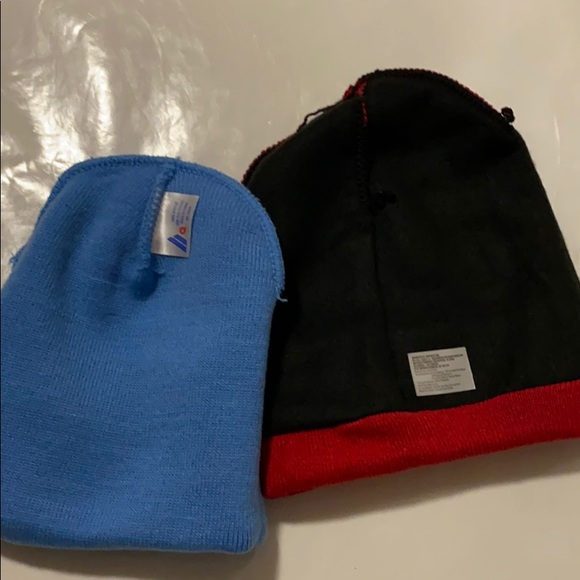 New Beanie Hat Winter Snowboarding Blue Red Lot 2 - Picture 3 of 6